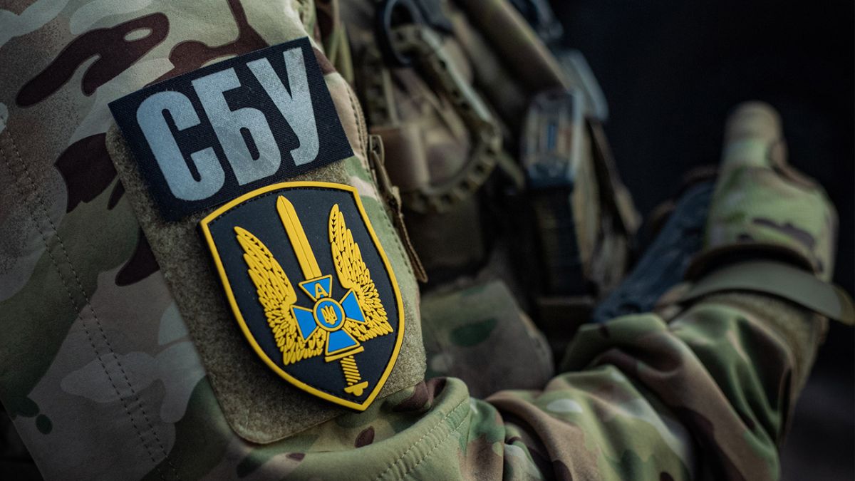 На Рівенщині російські агенти підірвали залізничну колію під час руху військового ешелону, іх затримала СБУ