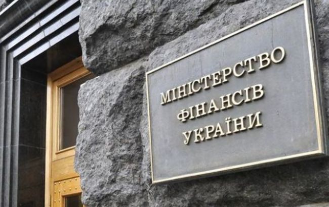 До якого числа бізнес може друкувати фіскальні чеки за старою формою: відповідь Мінфіну