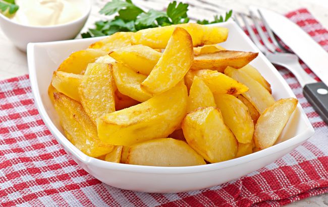 Всього один звичайний інгредієнт зробить картоплю хрумкою - і це не олія