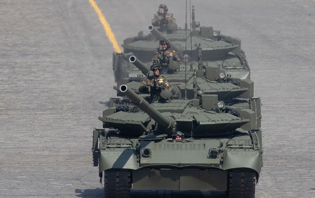 У мережі пишуть, що росіяни знову хочуть перекидати військову техніку до Білорусі