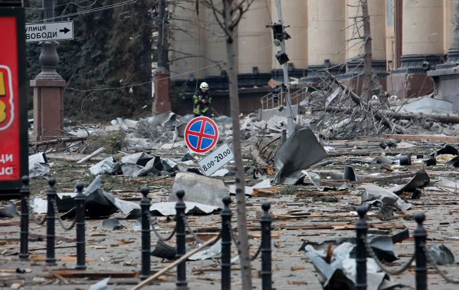 В Харькове продолжаются обстрелы. Известно о пожарах в нескольких многоэтажках