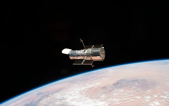 Hubble сфотографировал две галактики, которые расположены в миллиарде световых лет от Земли