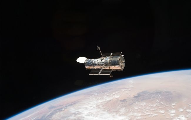 Hubble сфотографировал образование звезд за сотни тысяч световых лет от Земли: яркий кадр