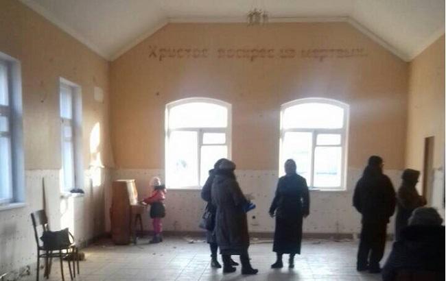 "Вынесли все": в Луганской области боевики разграбили Дом молитвы