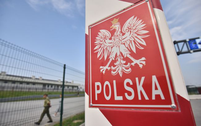 У Польщі помітили повітряну кулю РФ. Військові відстежують її рух