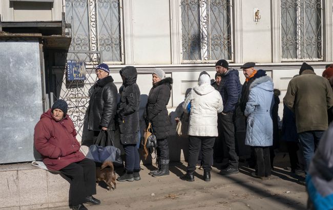 Щоб не залишитися без пенсії. Хто має пройти ідентифікацію в листопаді: відповідь ПФУ