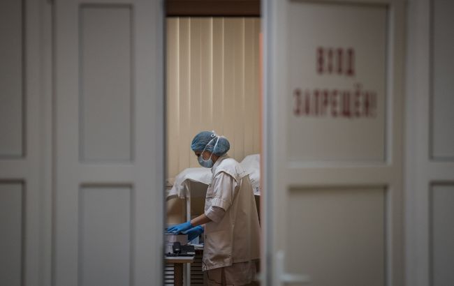 Число смертей від коронавируса на добу в Росії побило новий рекорд