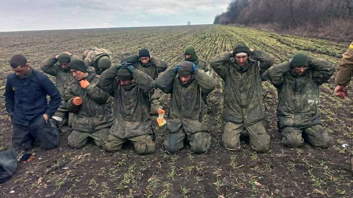 Мать пленного российского оккупанта отказалась говорить с сыном - видео |  Стайлер