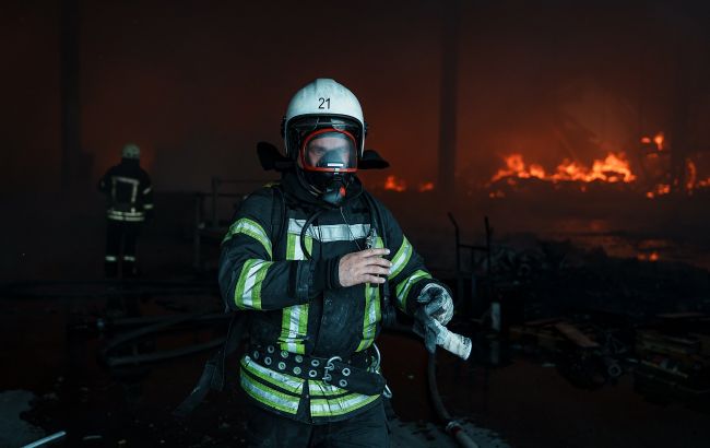 В Киевской области из-за пожара в доме погибли три человека, среди жертв есть ребенок