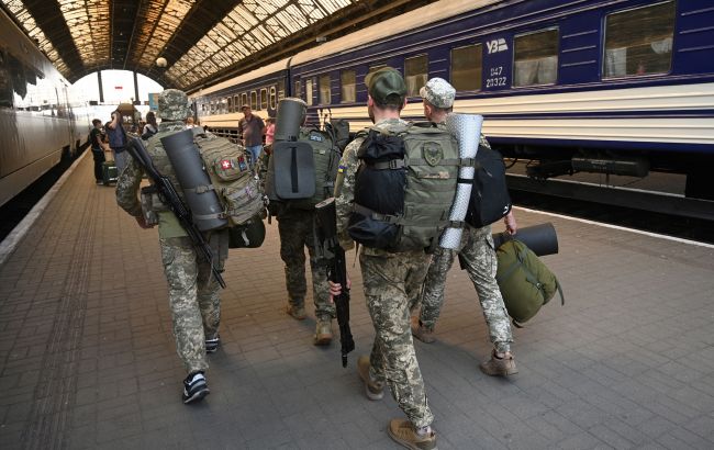 Як поводитися поруч з військовими: прочитайте це та запам'ятайте