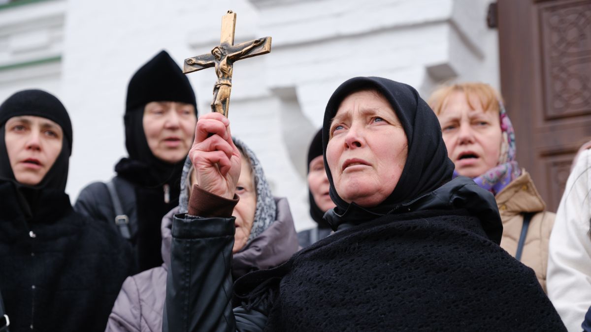 В церкви УПЦ МП на Волыни молятся на Путина - детали | Новости РБК Украина