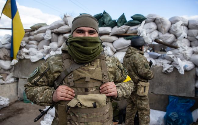 Генштаб ЗСУ: окупанти міняють паливо на алкоголь, до лікарень Криму везуть до 100 поранених на день