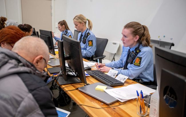 До Норвегії стало різко прибувати більше біженців з України