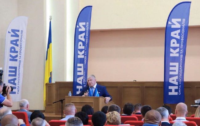 Червоненко вызвал Труханова на стадион на дебаты