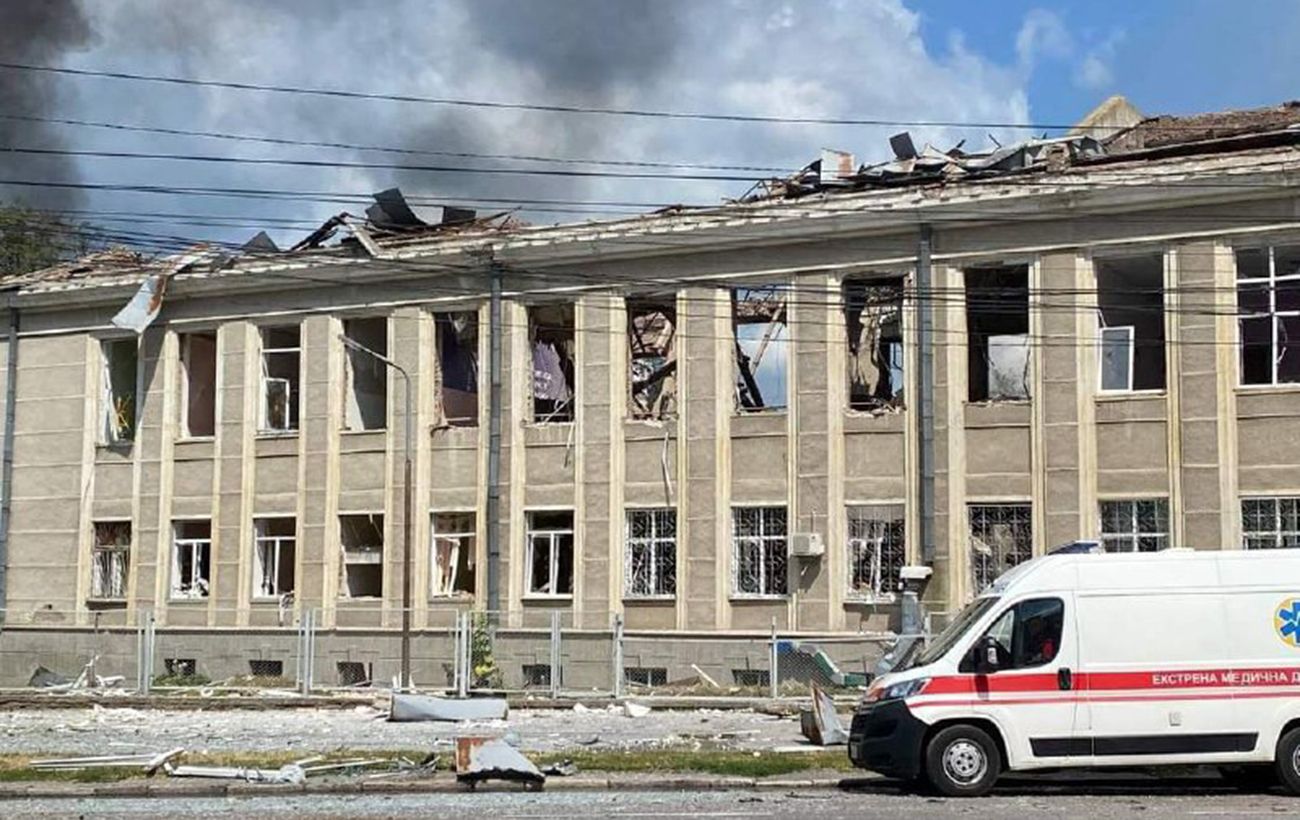 Ракетный удар по Виннице - в городе снесут Дом офицеров | РБК-Україна