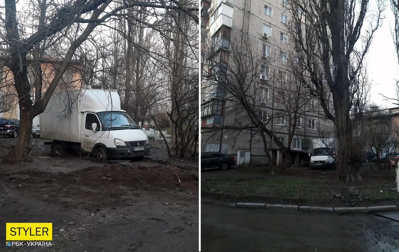 Автомобиль героя парковки в Киеве застрял в болоте - фото | Стайлер