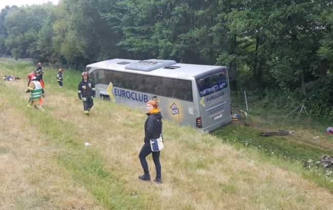 У Польщі перевернувся автобус з українцями, є постраждалі