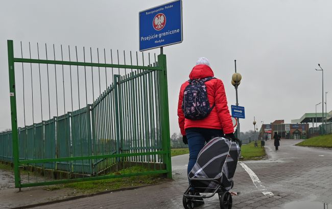 Українські біженці повертаються додому попри війну: в чому причина