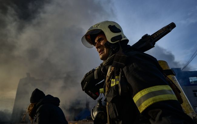 В Одесі після вибухів почалася пожежа