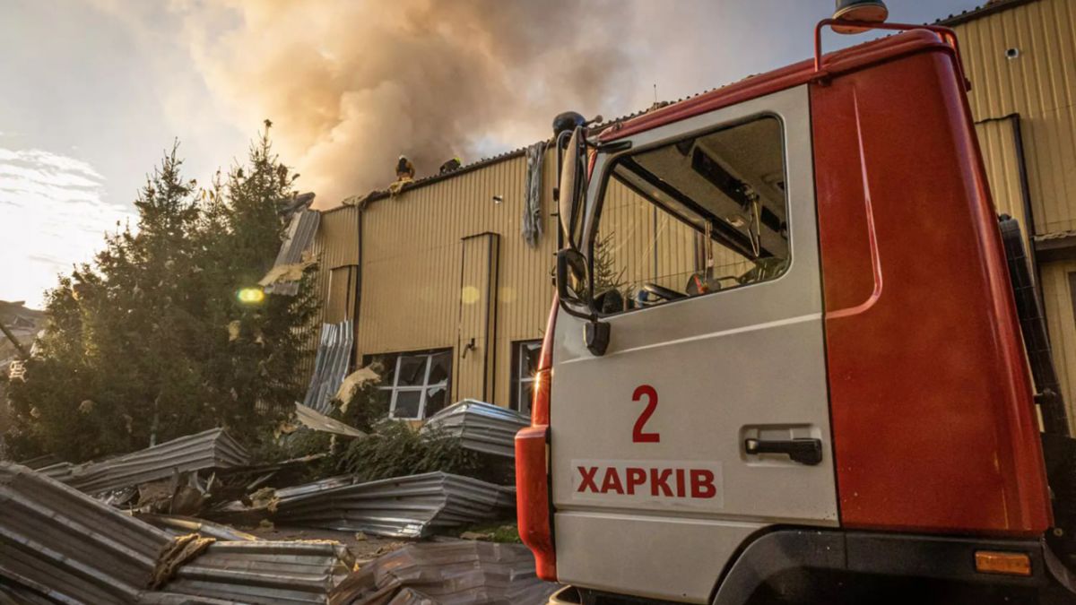 Зеленский назвал ситуацию в Харькове очень жесткой и ищет ПВО | РБК Украина