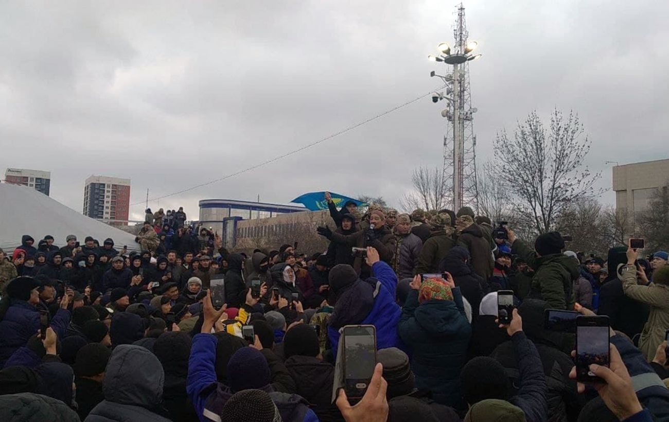 Новости события. Ситуация в Казахстане сейчас. Протесты. Нурсултан протесты. Протесты в Казахстане 2022.