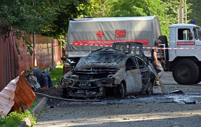 У Харкові над ранок знову прогриміли вибухи