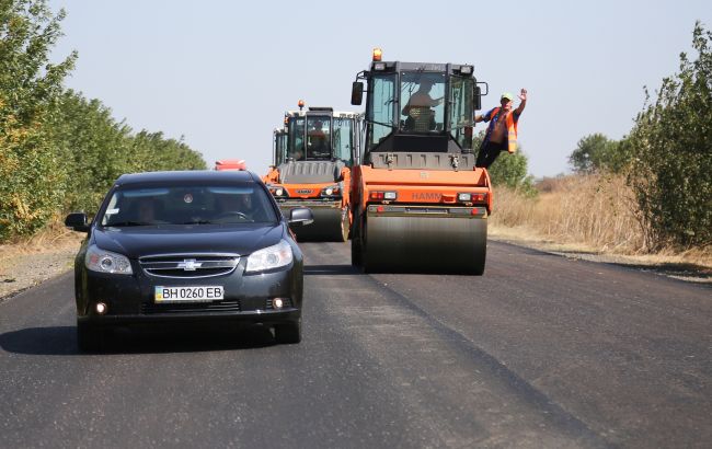 З 2022 року "Укравтодор" відмовиться від поточного середнього ремонту доріг