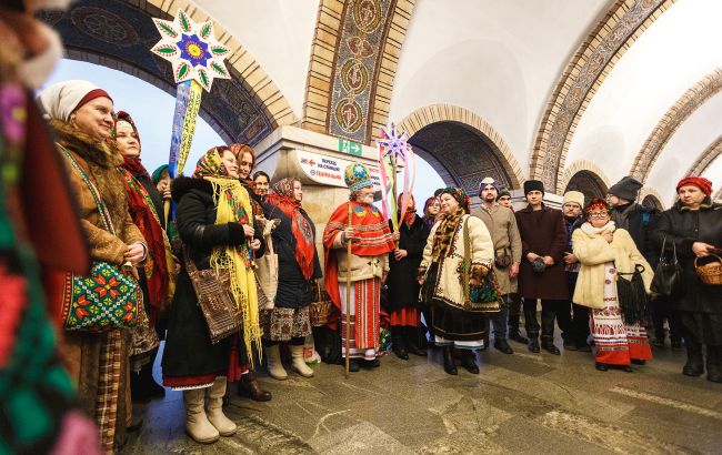 Різдво 25 грудня: у які дати тепер колядувати, щедрувати та посівати