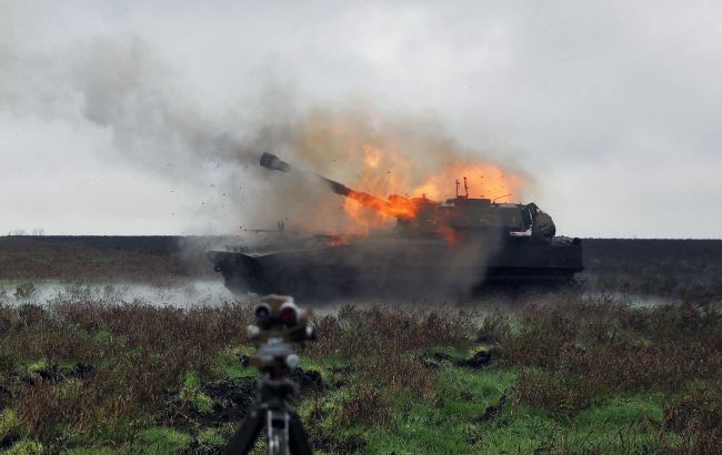 Сырский показал, как украинские военные уничтожают оккупантов из САУ "Гвоздика" (видео)