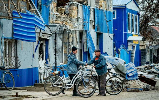 Окупанти накрили Бериславський район авіабомбами: є загиблий (фото)