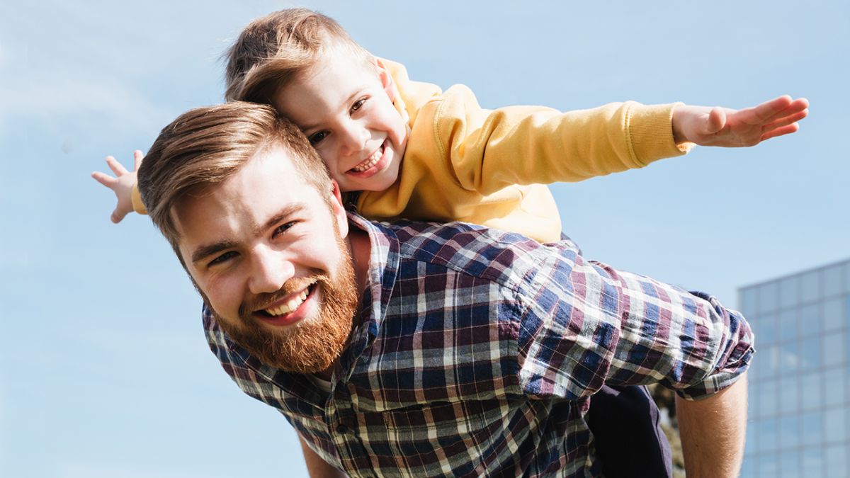 Знаки Зодиака мужчины лучшие родители - гороскоп | РБК Украина