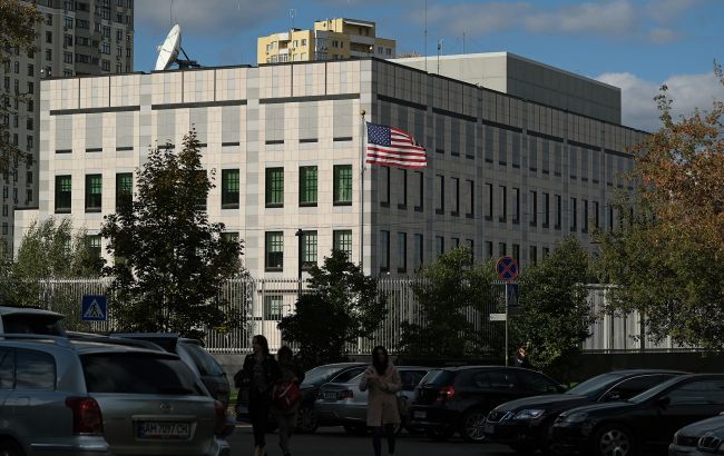 В посольстве США подтвердили смерть атташе в киевской гостинице Hilton