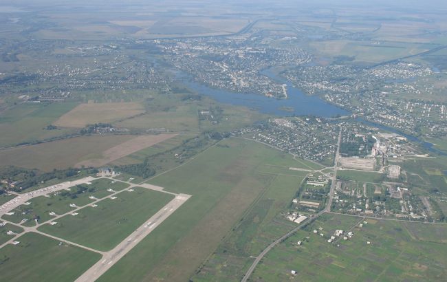 Супутник помітив сліди пожежі на аеродромі "Саки" в Криму