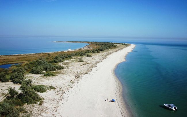 Российские захватчики засорили Азовское море до критического уровня, - ЦНС