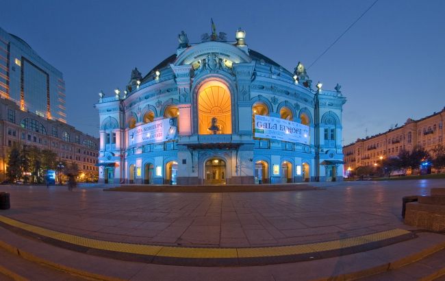 5 неймовірно красивих і розкішних театрів України, які треба відвідати всім