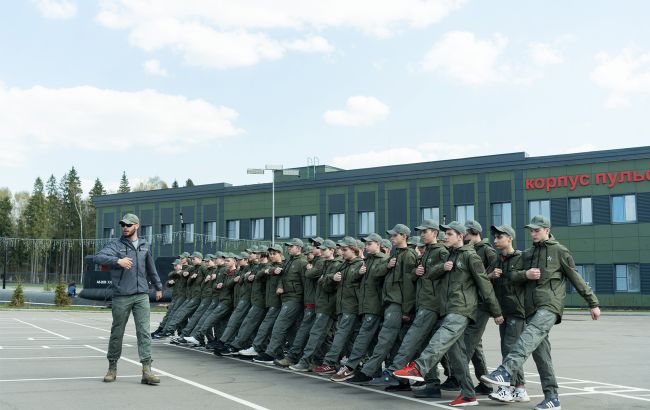 Окупанти продовжують вербувати молодь на окупованих територіях України, - ЦНС