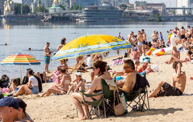 Отдых на пляжах: в МВД рассказали о базовых правилах безопасности на воде