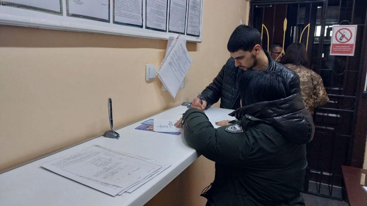 В Тернопольской области мобилизовали мужчину после инсульта - реакция ТЦК и  СП | РБК Украина