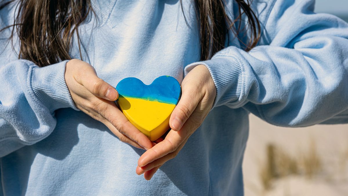 Подростки хотят жить и учиться в Украине - данные нового исследования, фото  | РБК Украина