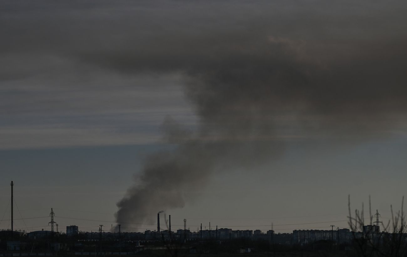 Explosions Heard in Kherson, Official Information Yet to be Reported