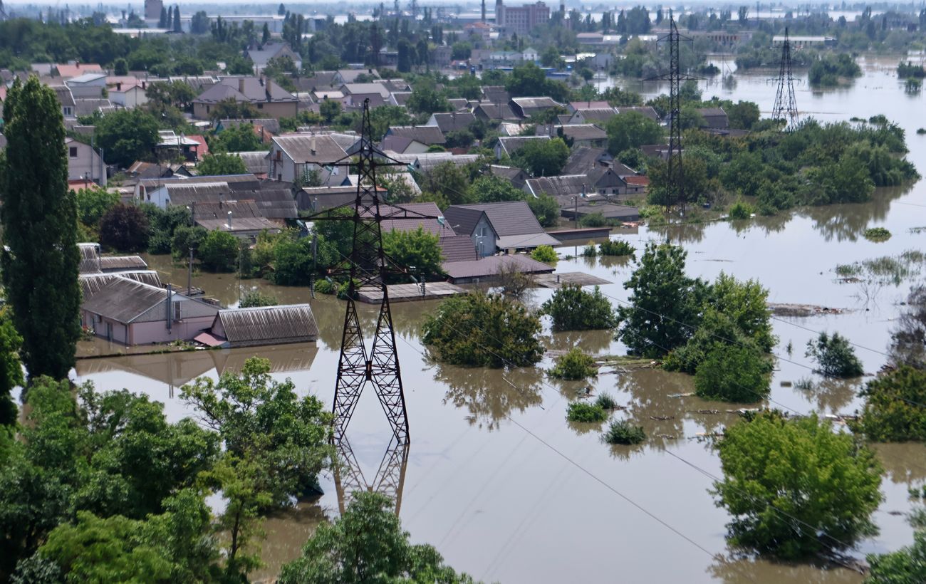 Dangerous Russian Ammunition and Mines Found in Flooded Kherson Region