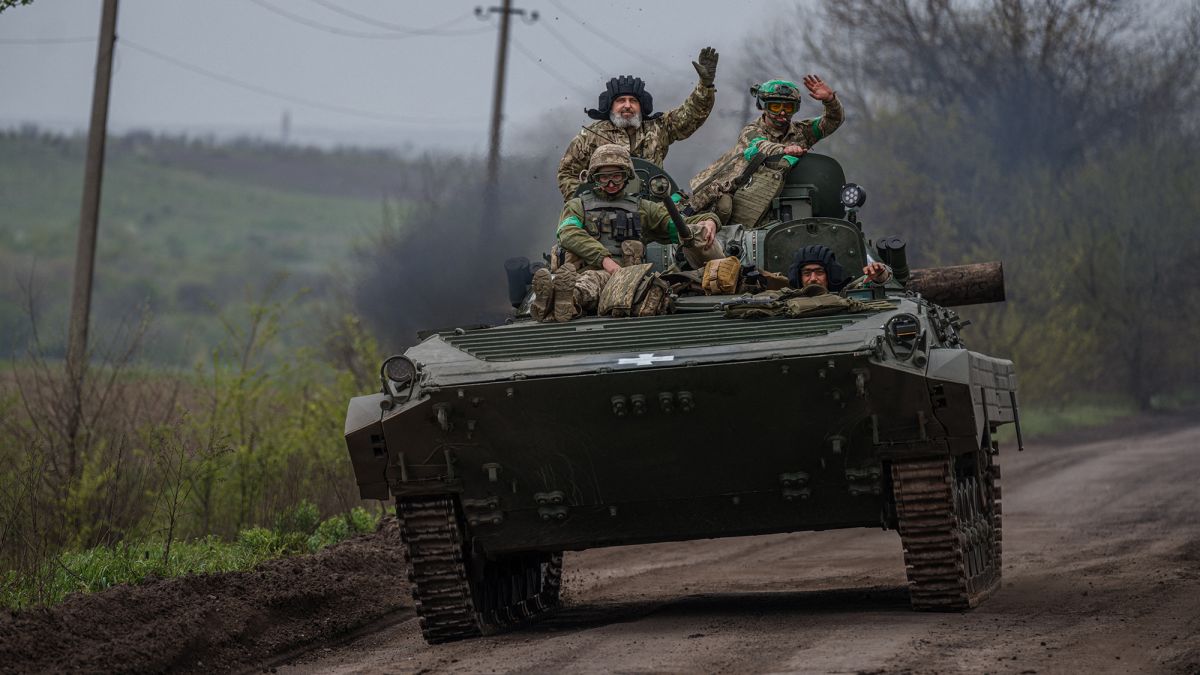 Контрнаступление ВСУ в Донецкой области - военные продвигаются на Мариуполь  | РБК Украина