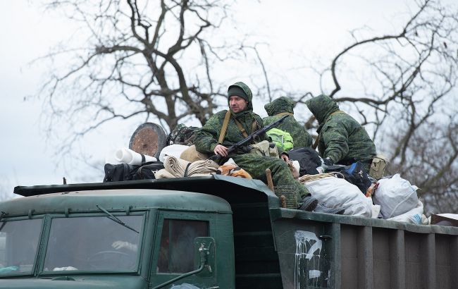 ЦНС: на Донбасі дезертували мобілізовані РФ "зеки", вбивши солдатів і викравши зброю