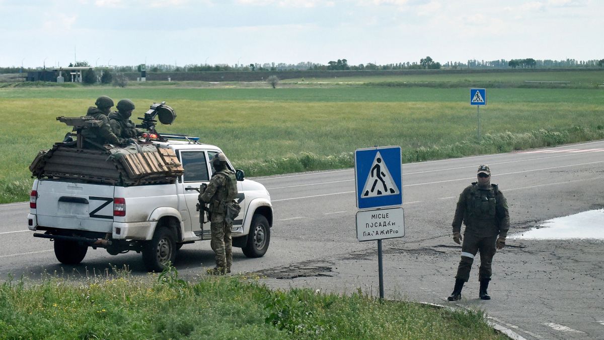 Стрельба в Херсоне 17 сентября - в центре города много военной техники |  РБК-Україна