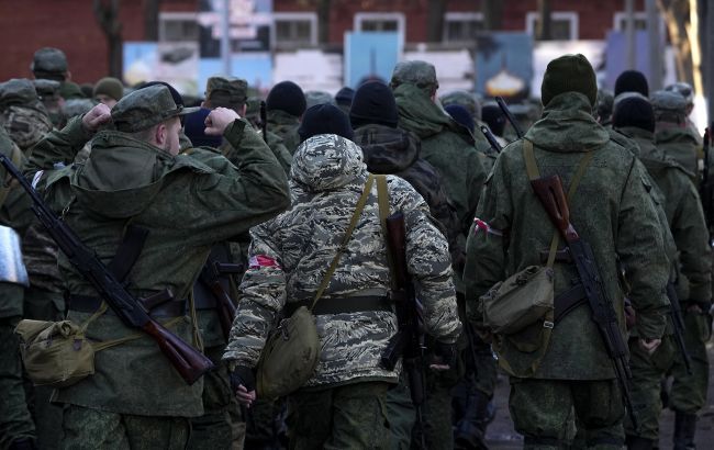 У технікумі в Єнакієве поряд із студентами розмістили військових інструкторів, - Генштаб