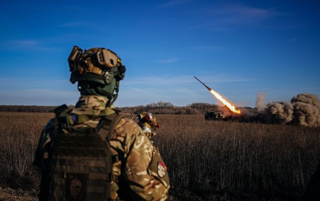 ЗСУ атакували 12 районів дислокації окупантів та відбили наступ РФ під Бахмутом, - Генштаб