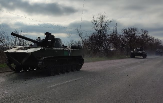 Росіяни стягують підкріплення до Марʼїнки та Часового Яру, - радник мера Маріуполя