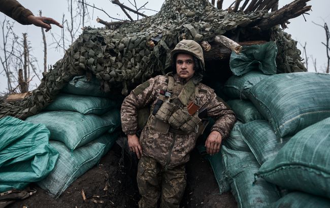 Украинские воины на Запорожском направлении уничтожили россиян ударом из артиллерии (видео)