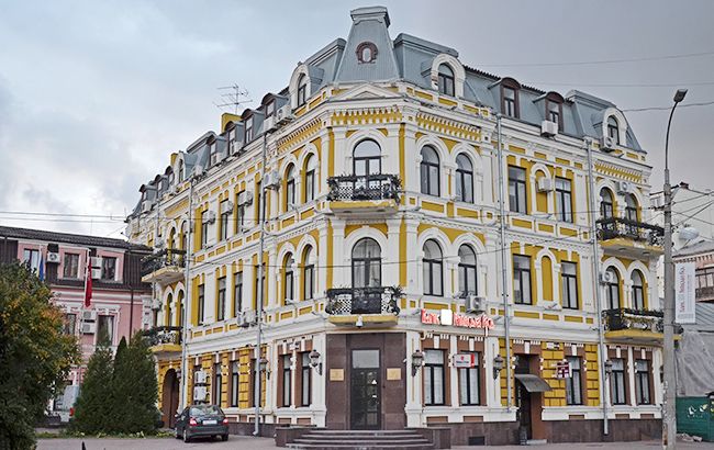Офис банка-банкрота в Киеве на Подоле продают за 60 млн грн