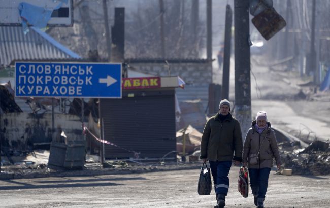 Росіяни намагаються взяти під контроль логістичні шляхи, які ведуть до Курахового, - ЗСУ